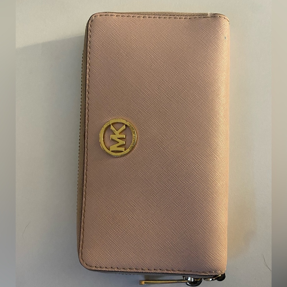 Michael Kors wallet